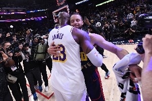 佛得角门将IG粉丝超1100万!NBA千万粉丝球员仅12人 第一已过亿!