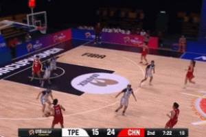也没外线!中国U18女篮半场三分7投仅1中 命中率只有14.3%