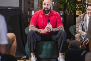前老鹰球员安蒂奇:詹姆斯毁了NBA 他和乔丹科比根本没法比