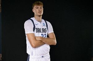 独行侠媒体人:弗拉格已证明能当头号得分手 下一步要提高效率
