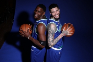NBA官网媒体人:三球&华子刚进入巅峰期 森林狼能实现季后赛突破