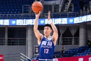 队记:段昂君经过海外特训 明显涨球了 李俊贤能够适应CBA的对抗