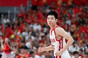 媒体人:国手在国家队长期集训并受伤 只能在CBA赛季期调整和养伤