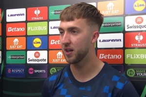 辛谢尔伍德:伤停期间我十分想念赛场,本赛季布莱顿开局十分顺利