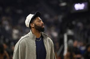 特雷·杨:不想给浓眉太大压力 但我想帮他冲击MVP