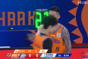 出师不利!开局仅26秒时间 偰李永炜累计2犯在身