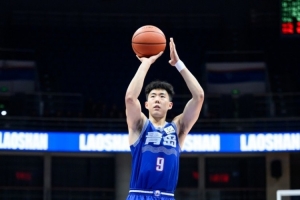 赢球功臣!段昂君12投5中&罚球6中3得到16分2板2助0失误 正负值+9
