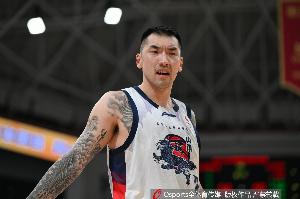 正负值-22最低!陶汉林出场20分钟 9中6拿12分7板