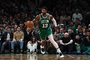 如何?乔治赛季至今场均22.3分2.3断 三项命中率47/44/87%